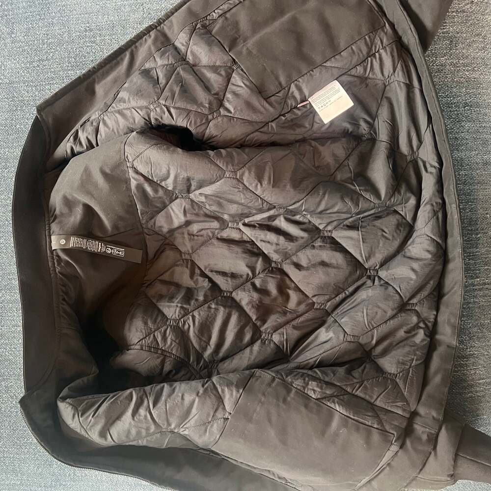 Lululemon Switch Over Bomber Jacket - image 5